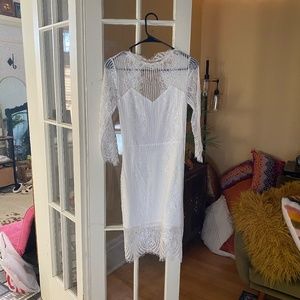 FOR LOVE AND LEMONS WHITE LACE MINI KEYHOLE BACK DRESS SIZE SMALL